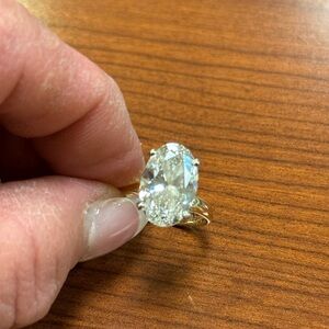 Elegant Gold and Silver Women's Ring